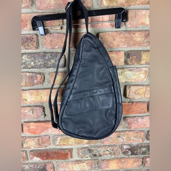 Black Healthy Back Bag - Picture 1 of 5